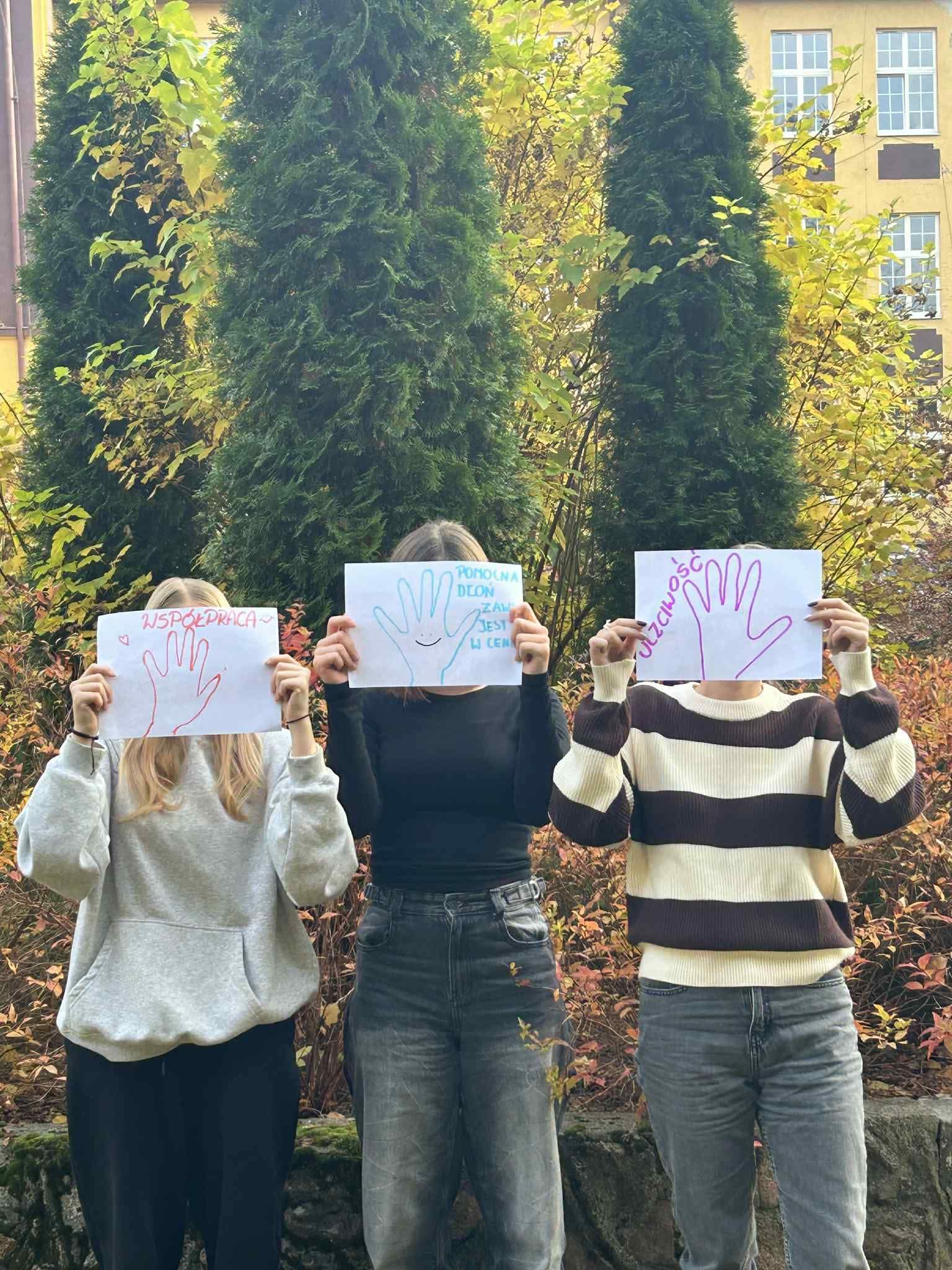 Zdjęcie artykułu Podsumowanie konkursu fotograficznego pt. „Siła relacji”